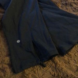 Lululemon Black Capris